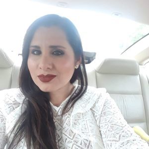 Meet your Posher, Fatima